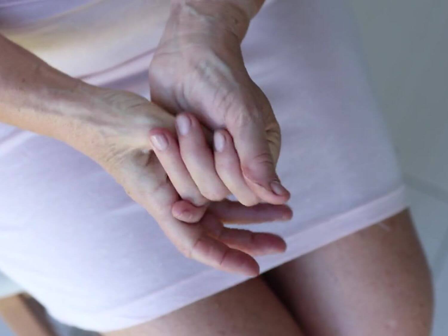 손가락 퇴행성 관절염 증상