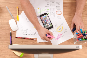 인간 중심 UX 디자이너 – 공감과 직관을 설계하는 직무