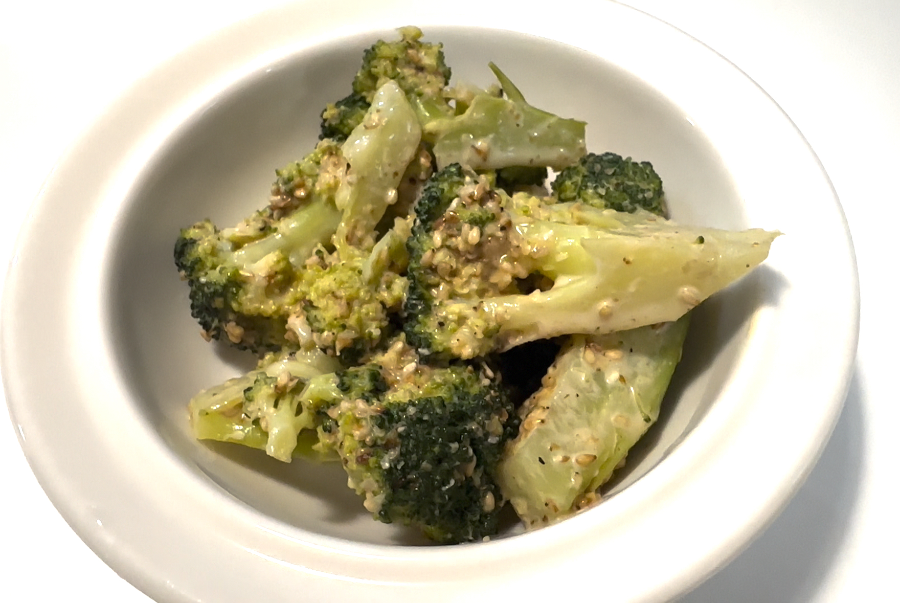 브로콜리 참깨무침 완성