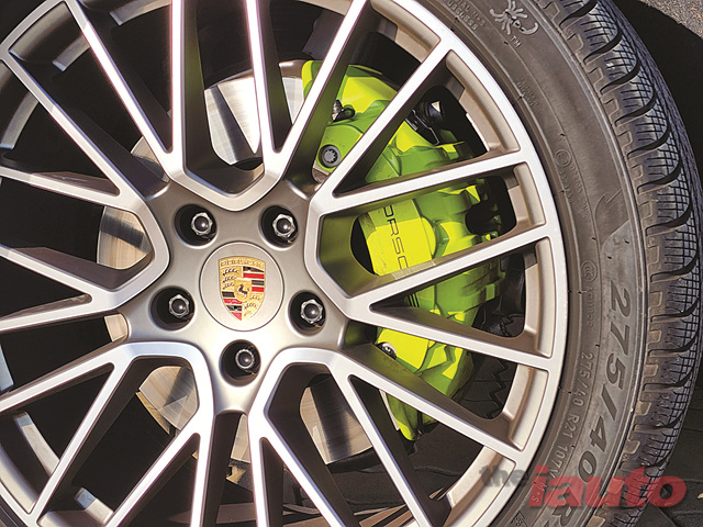 포르쉐 카이엔 E-하이브리드