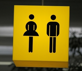 소변 색깔이 노란색