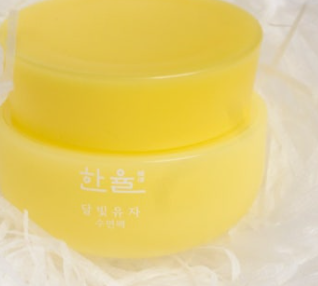 건성피부타임은 밤새 수분을 공급해주는 수면팩