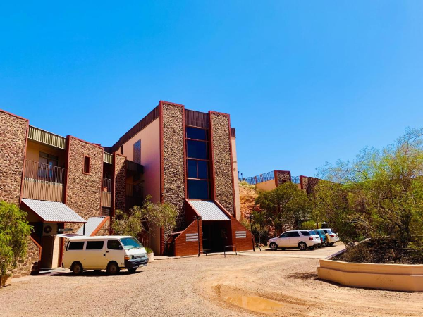 Desert Cave Hotel&amp;#44; 쿠버페디&amp;#44; 호주 (사진 출처: www.booking.com) 