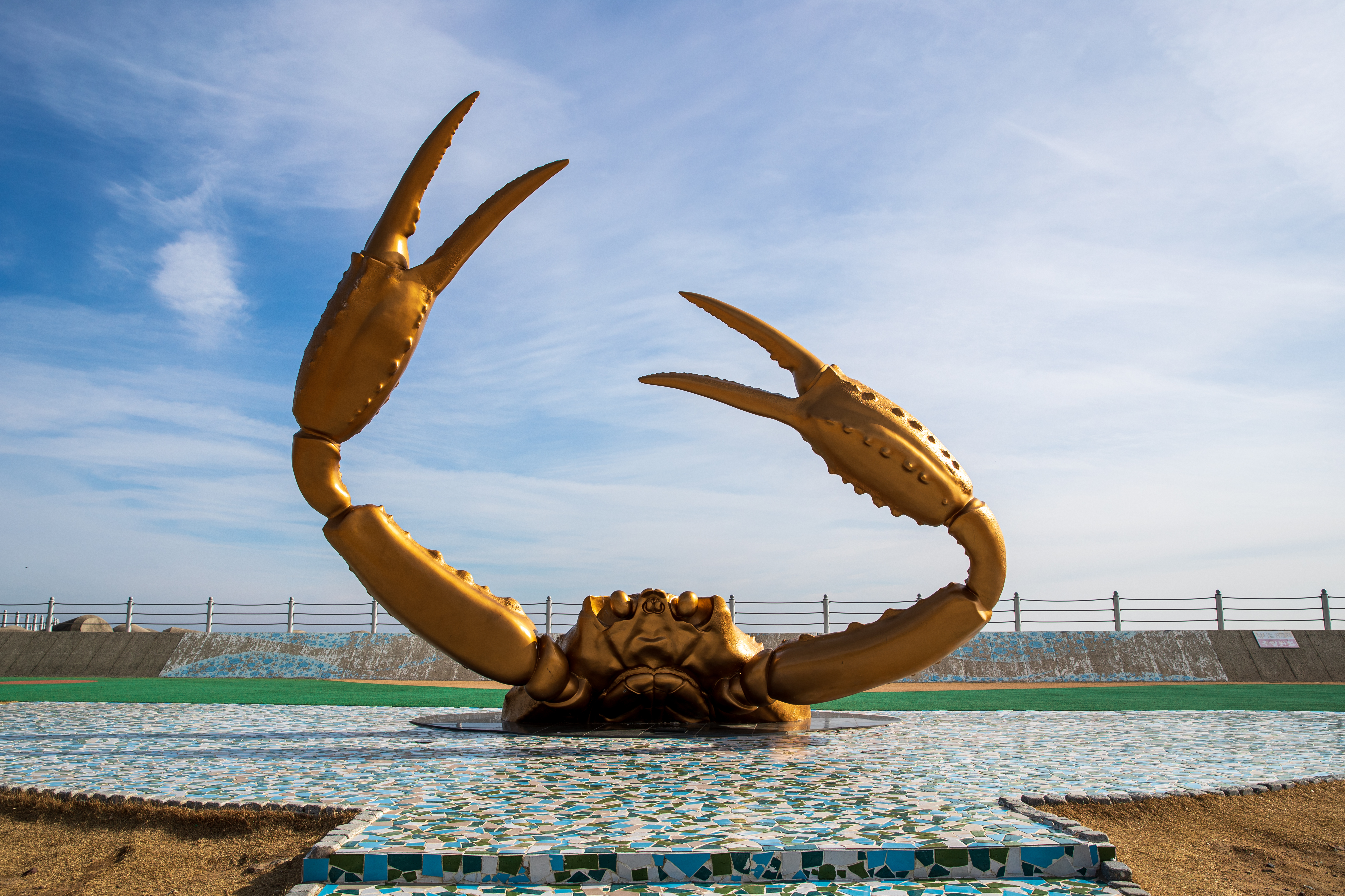 영덕 해파랑공원 대게 조형물