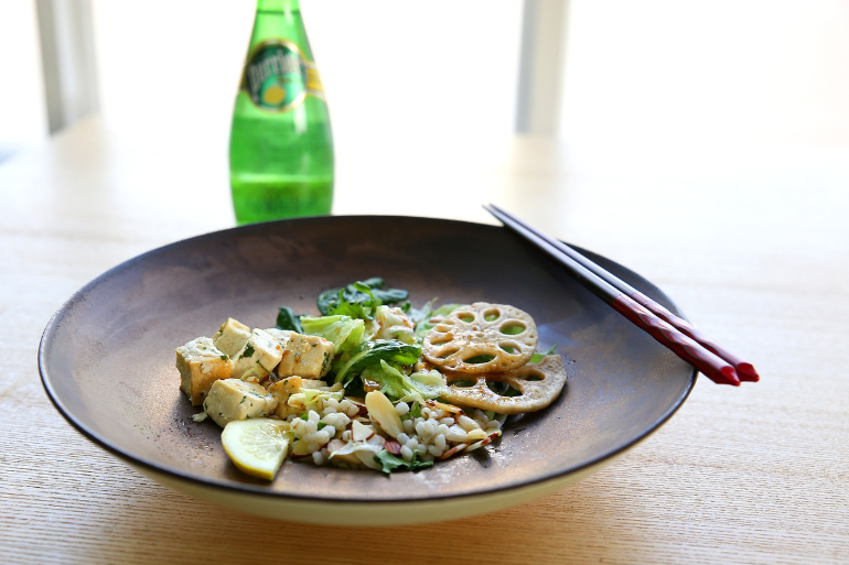 디스크 건강을 위한 식습관 가이드: 허리와 척추를 지키는 영양소와 음식 추천