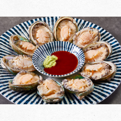 여름 제철 해산물 효능 전복 회 접시