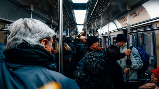 직장인이 꼭 챙겨야 할 지하철 지연증명서 발급방법