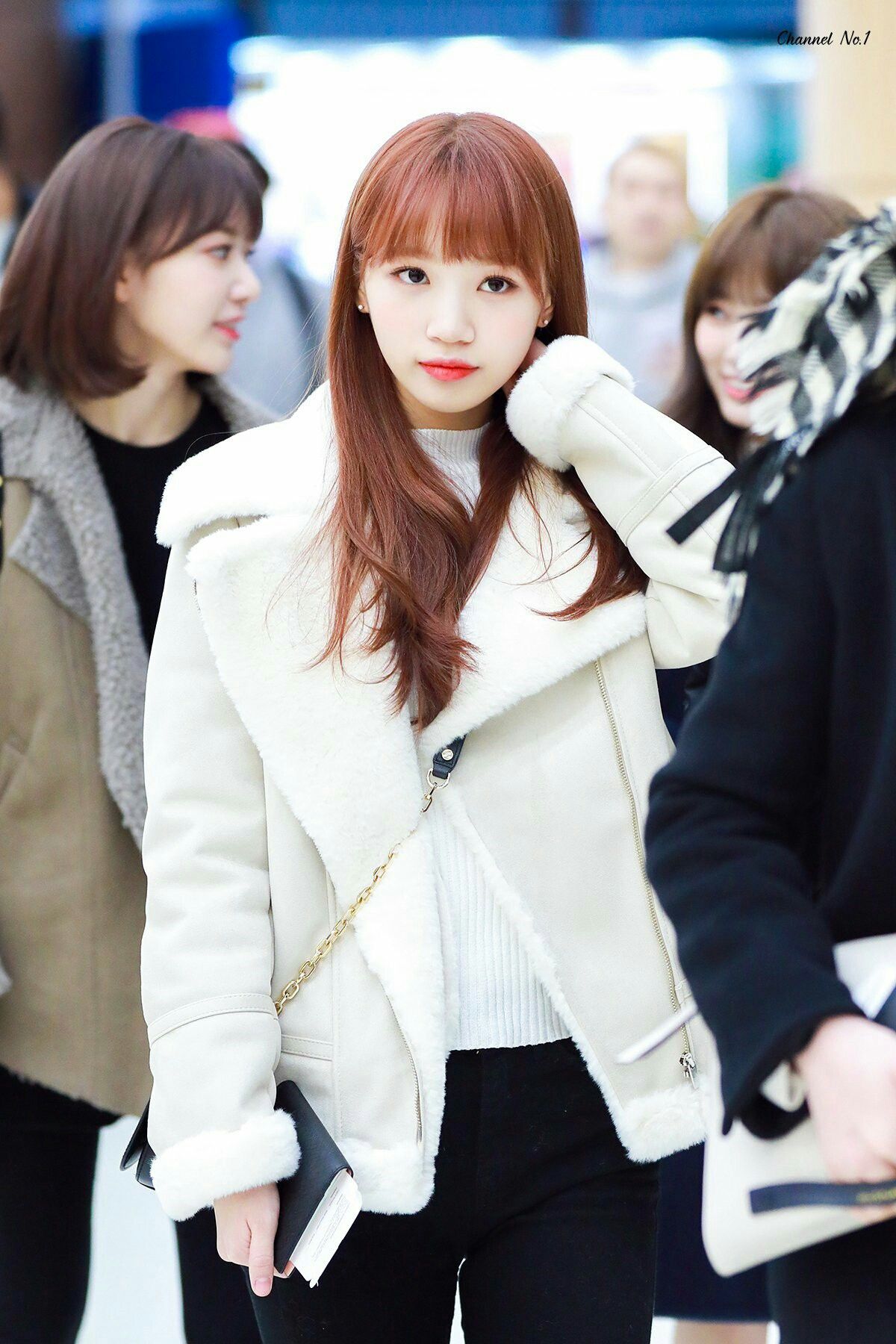 김채원 사진 모음 김채원 사진 모음