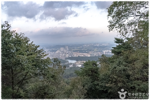 설봉산