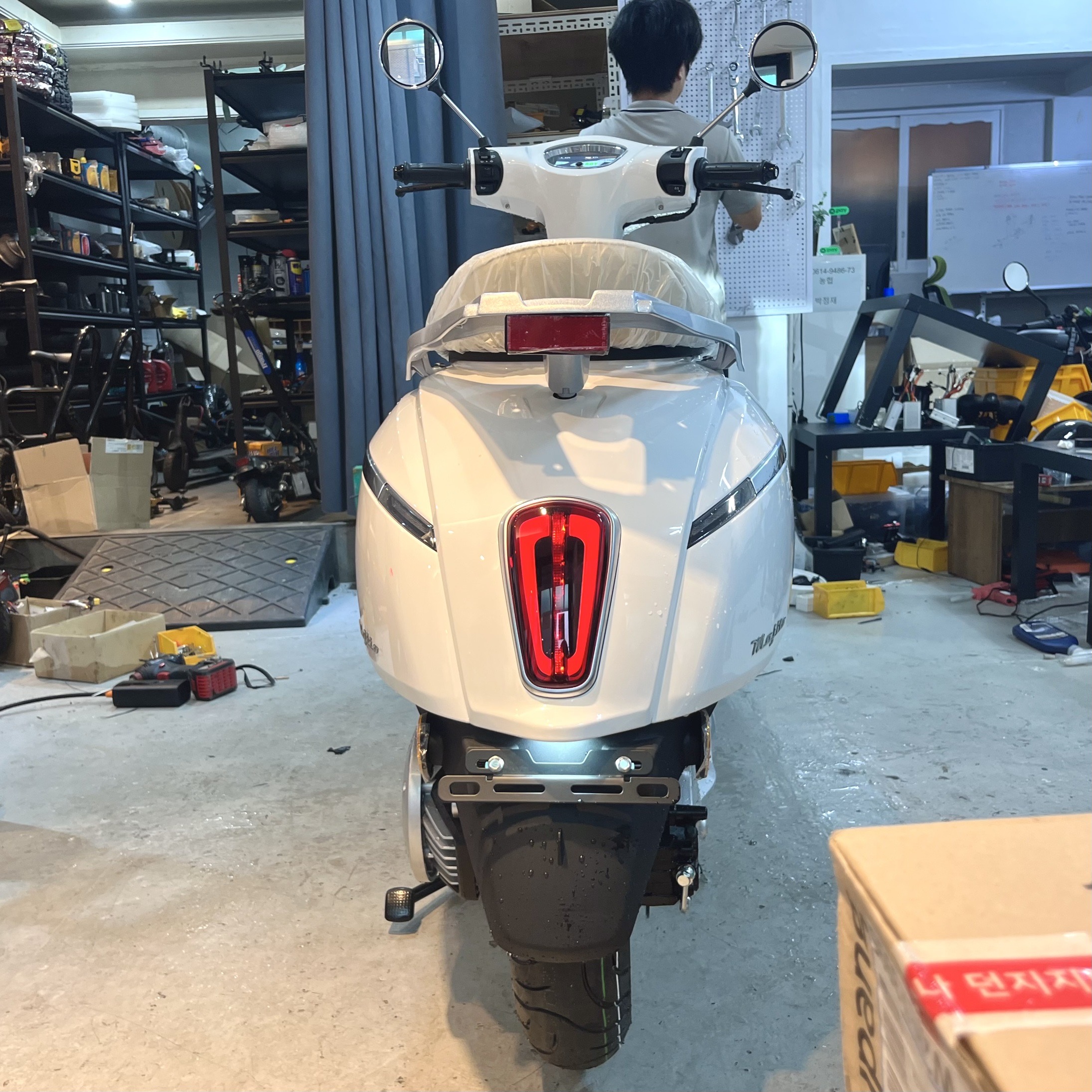 번호판 장착 전