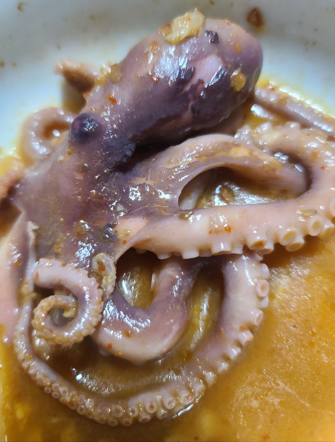 신안 갯벌에서 삽질로 잡은 뻘낙지 요리