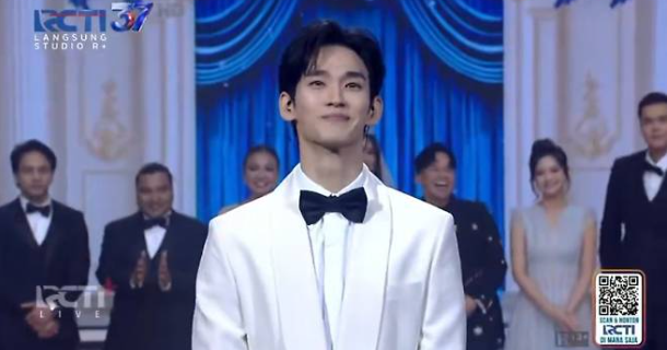 김수현 복귀 9월 TMA 시상자로 선다