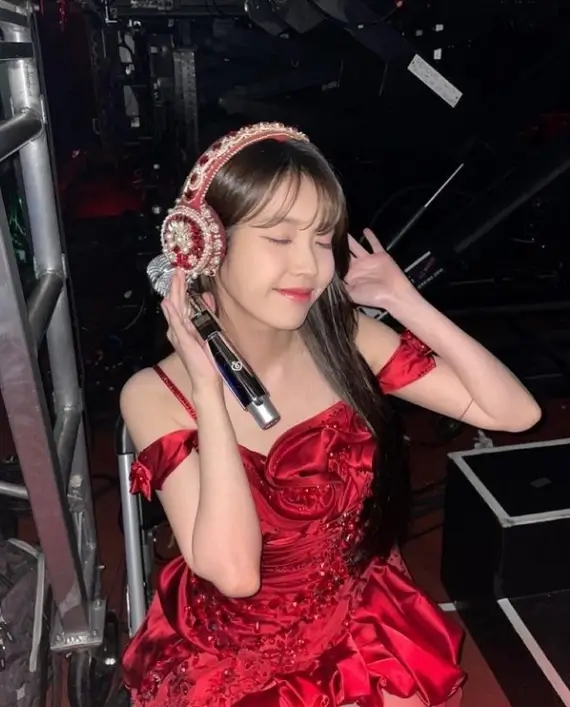 아이유 IU 프로필 갤러리ㅣ노래 음악 mbti 인스타 유튜브