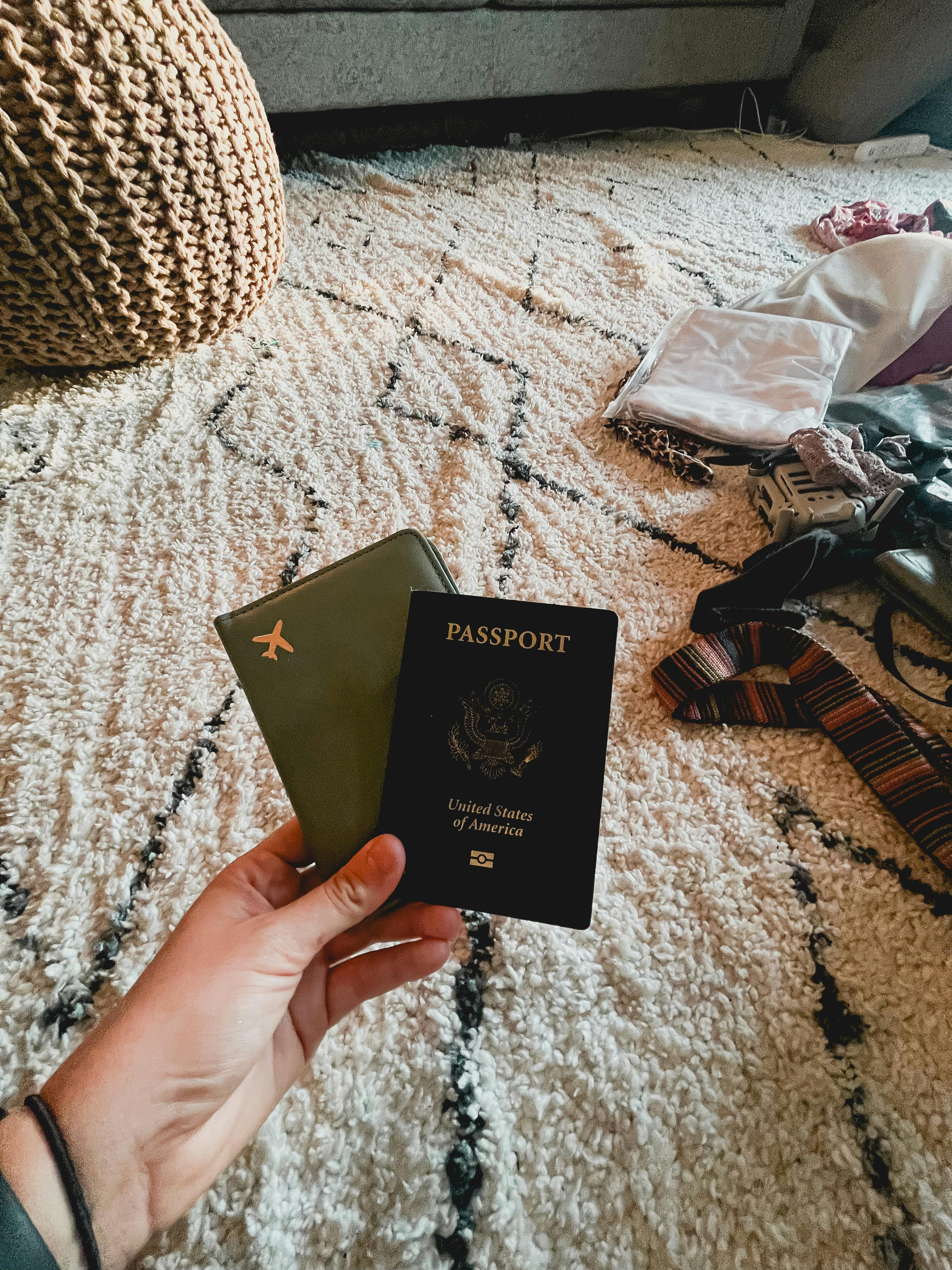 2025 여권 재발급 온라인 신청 방법 [+ 여권사진 규정까지 확인!] 2025 여권 재발급 온라인 신청 방법 [+ 여권사진 규정까지 확인!] 