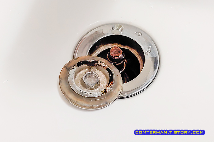 세면대 배수관 청소 약품