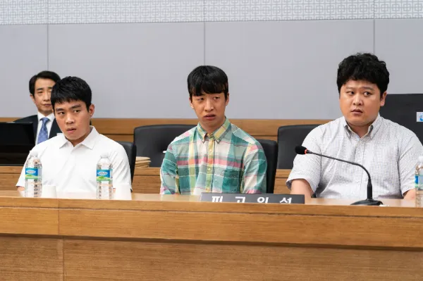 재심을 신청하는 어른이 된 소년들