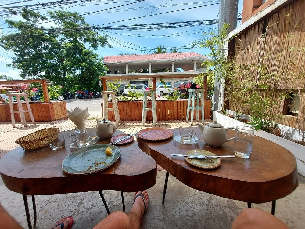 보홀 알로나 비치 맛집 이미지