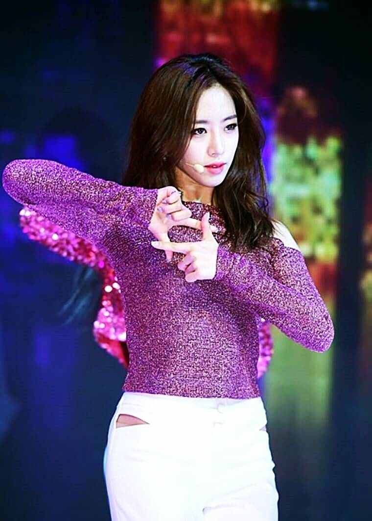 함은정 