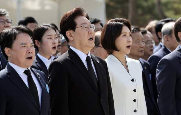 이 대통령 4&middot;19 정신