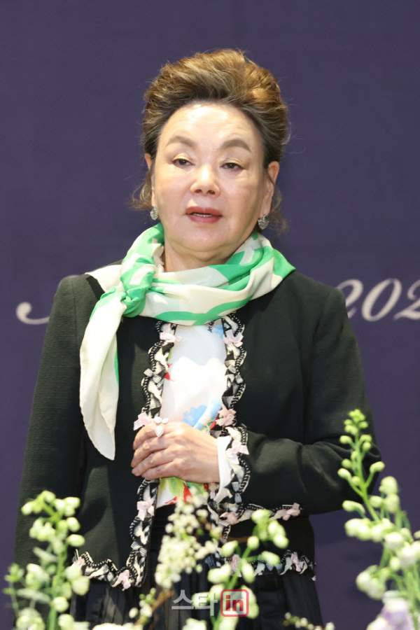 배우 김수미