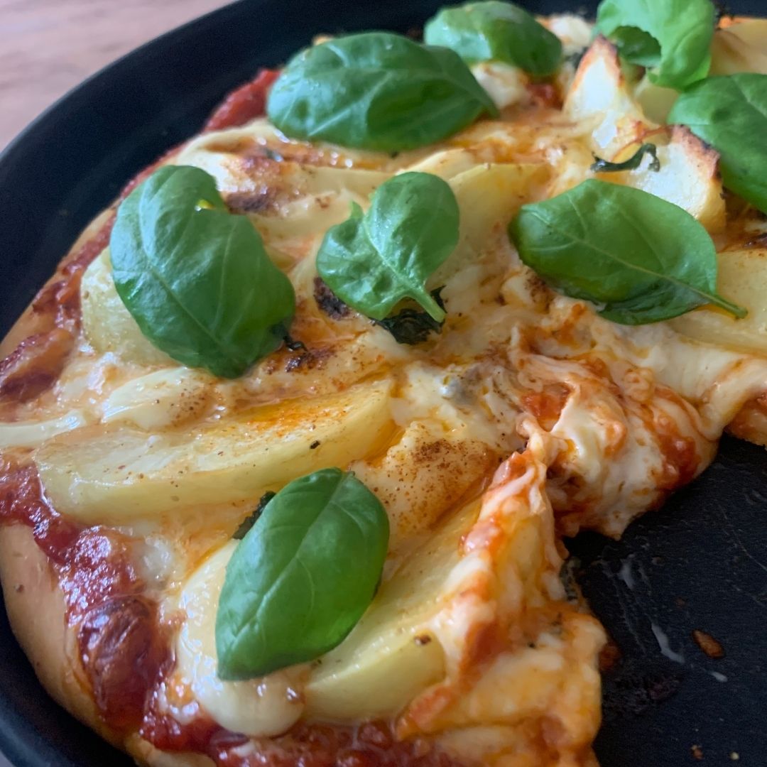 바질토마토피자