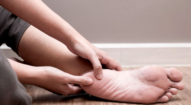 발바닥이 뜨거워요