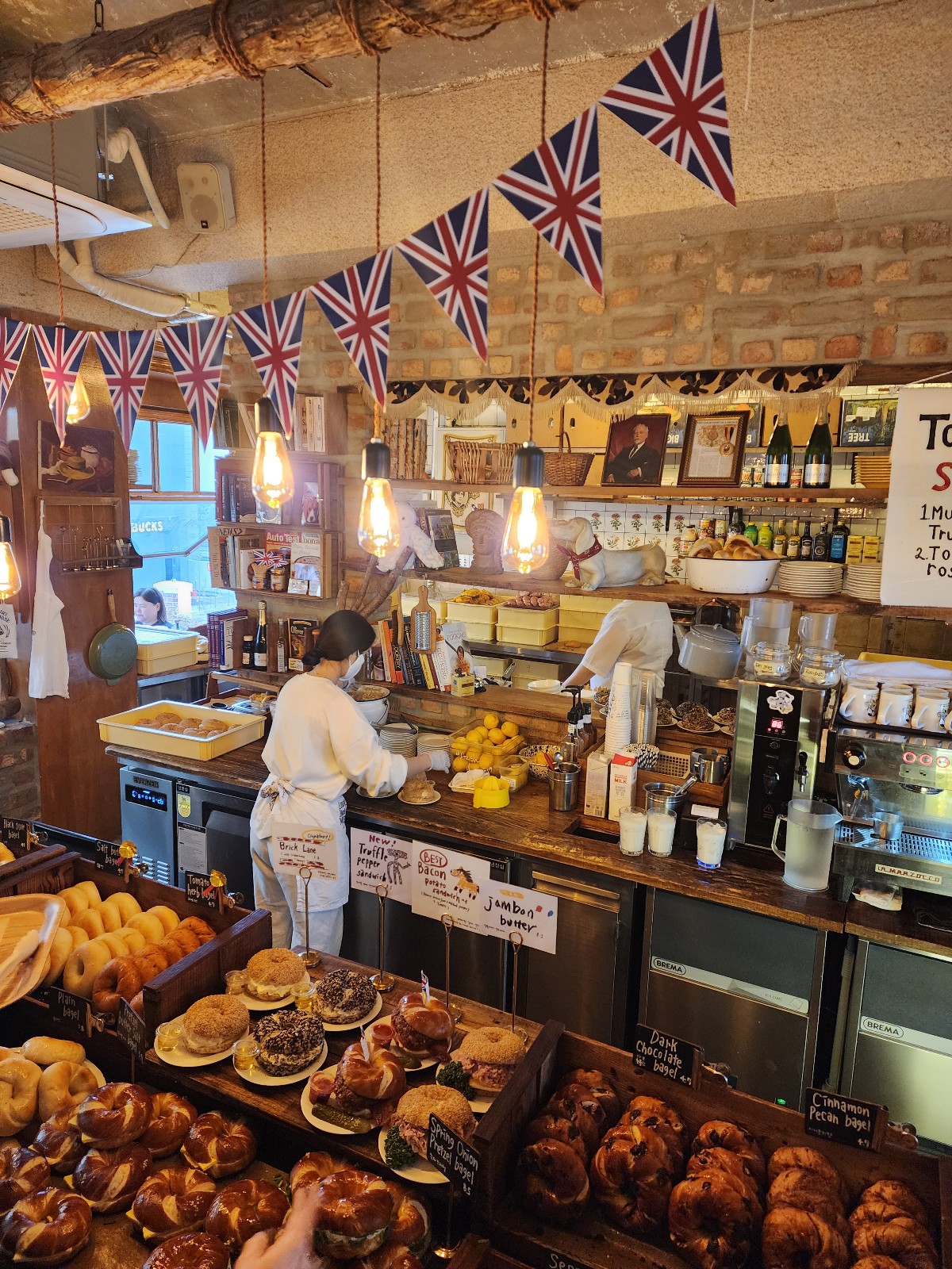 매장 내 영국국기