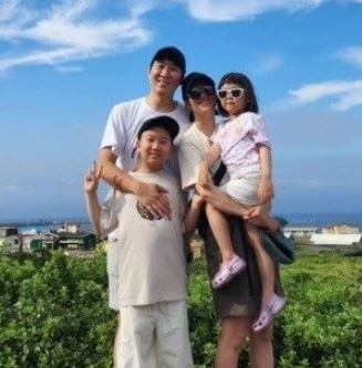장윤정 도경완 도연우 도하영 가족