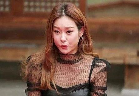 맘카페 사기에 연루된 현영