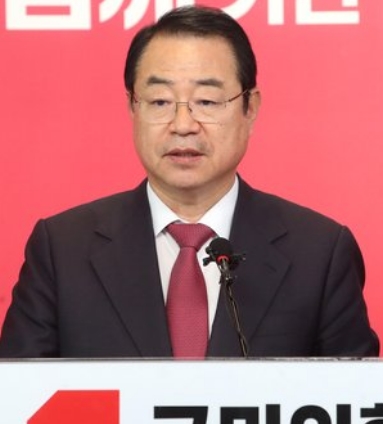 정연욱 프로필 나이 고향 학력 경력 페이스북