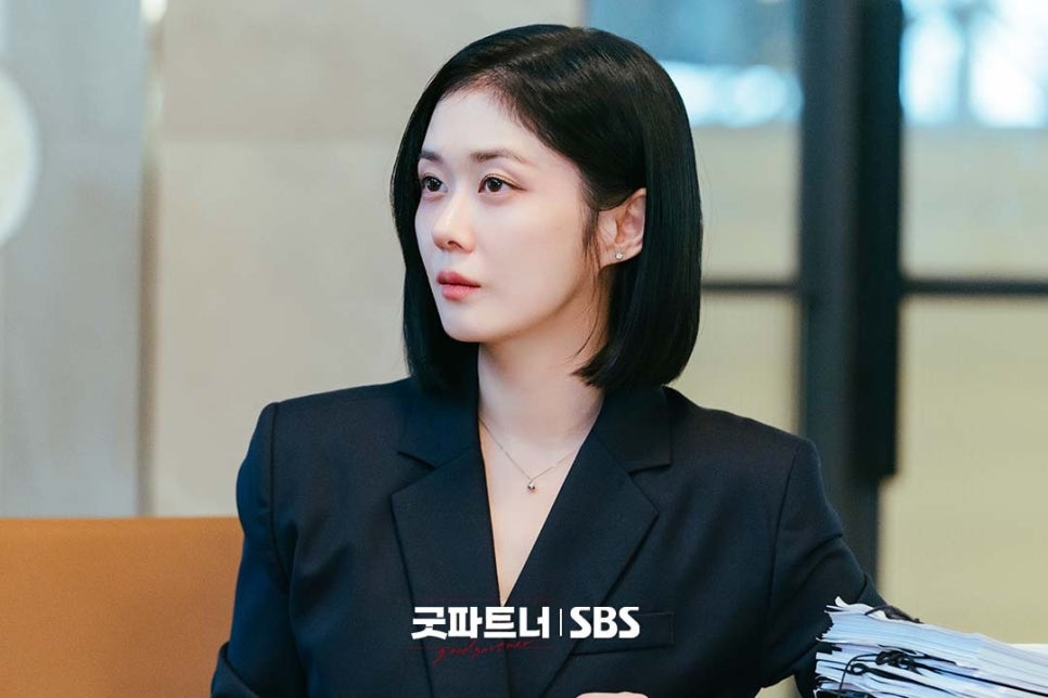 SBS 금토 주말 드라마 굿파트너 등장인물관계도 출연진 줄거리 이혼 소재 정보 원작 시청률