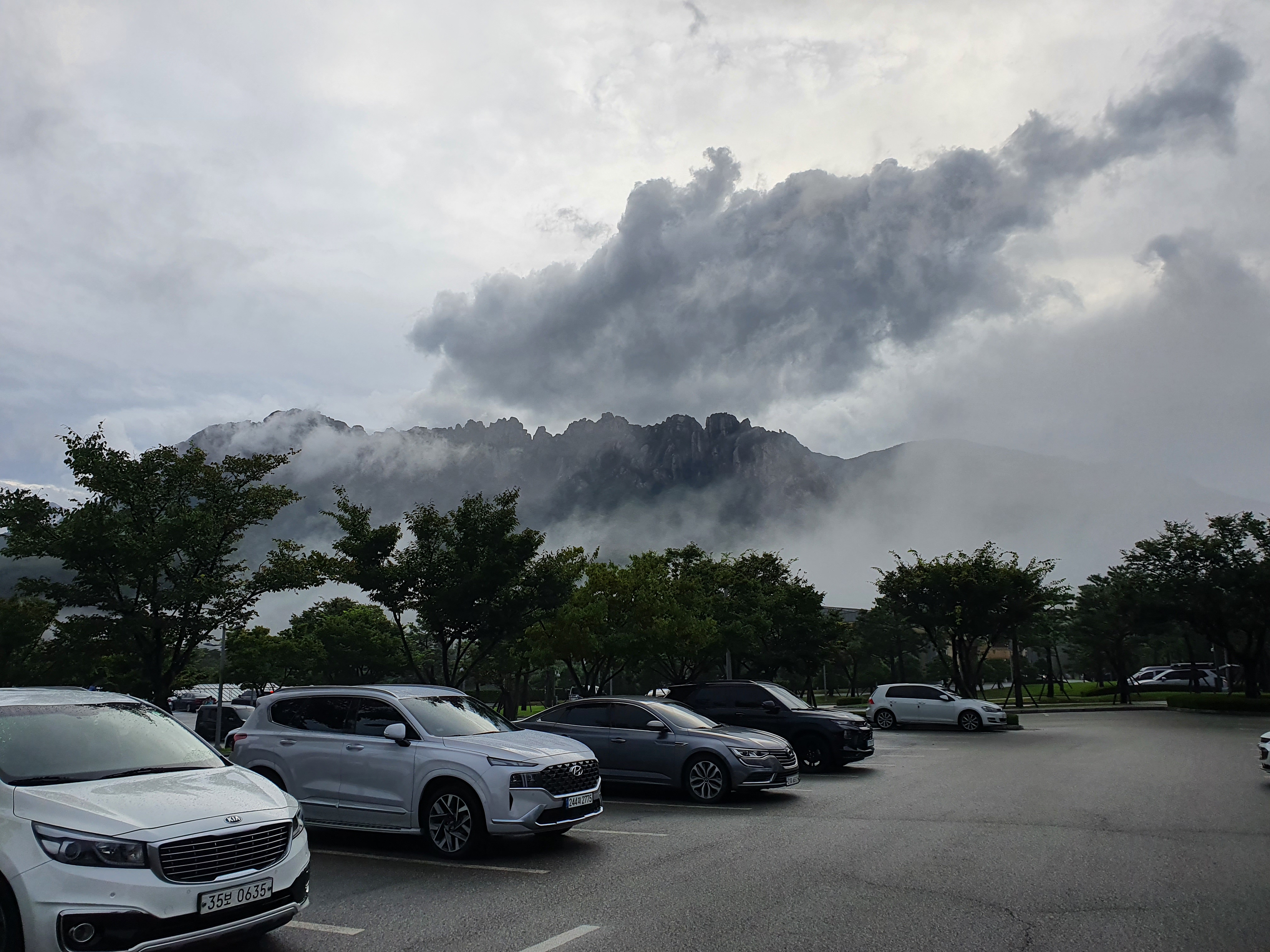 델피노에서 바라본 울산바위
