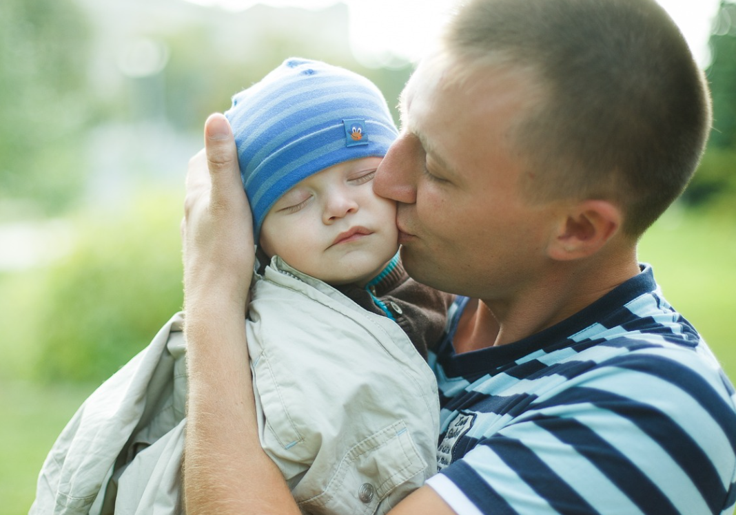 다자녀가정과 한부모가족 지원제도 비교 (조건 분석)