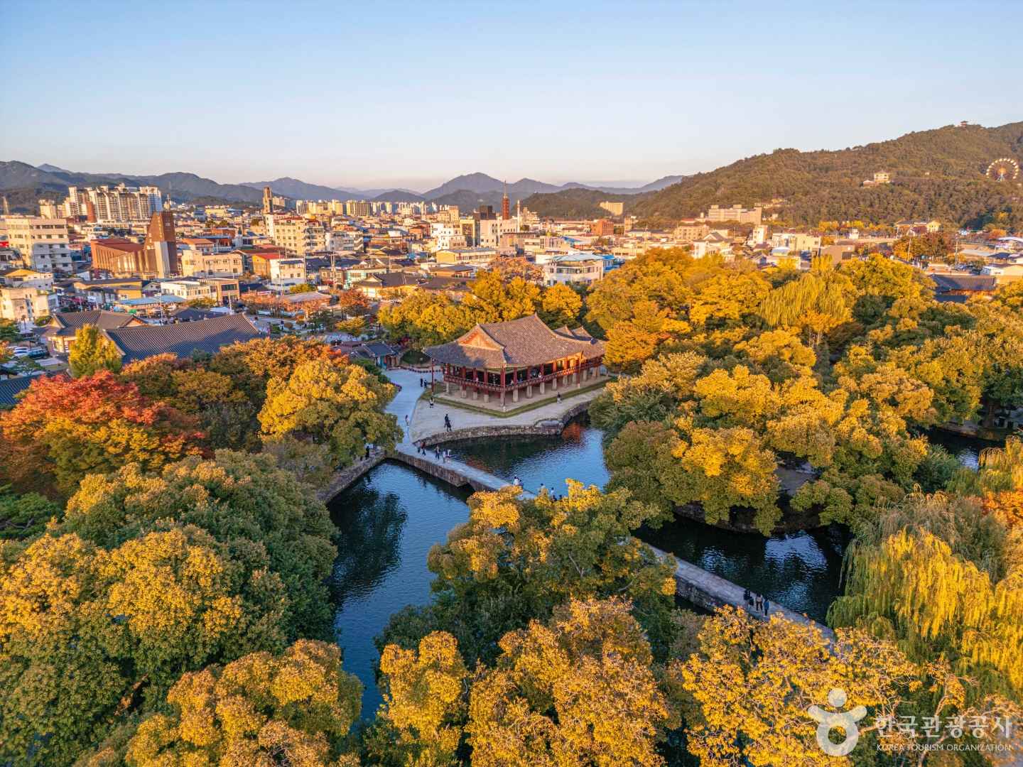광한루