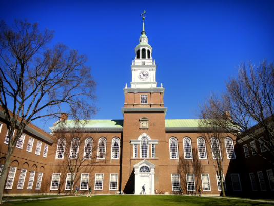 다트머스 대학교 건물 사진