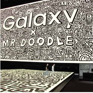 삼성 갤럭시 노트9 스마트폰 with Mr.Doodle