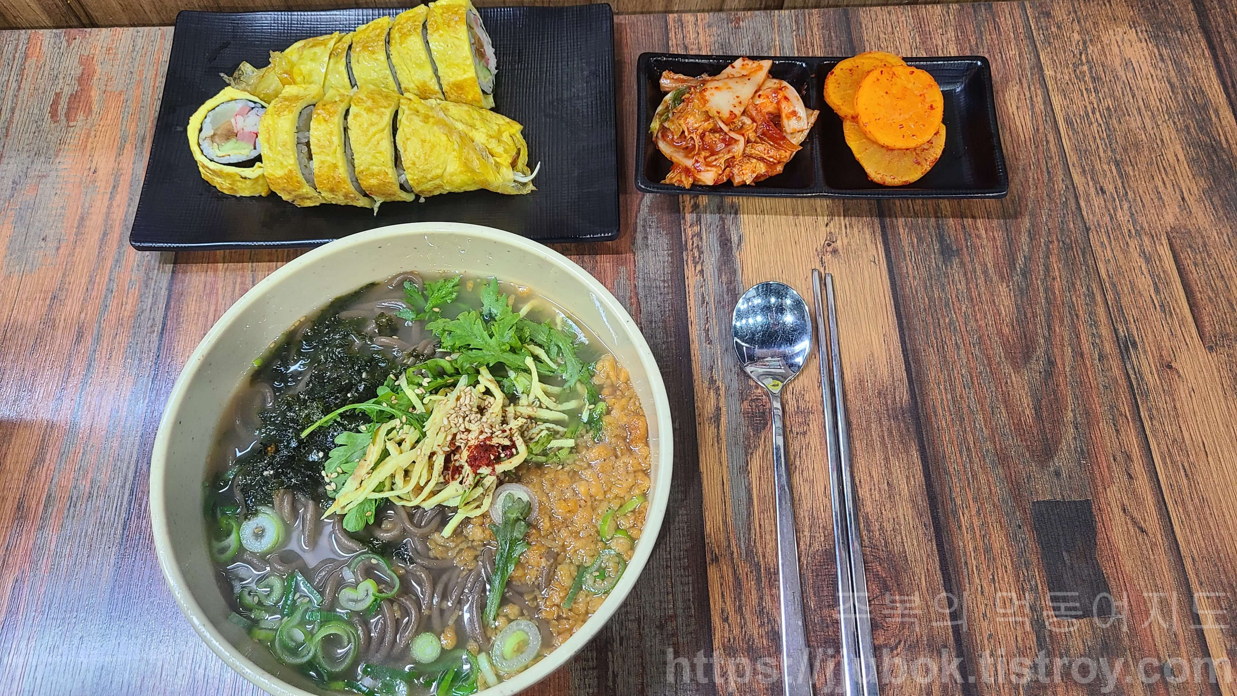 오목골-즉석메밀우동-주문