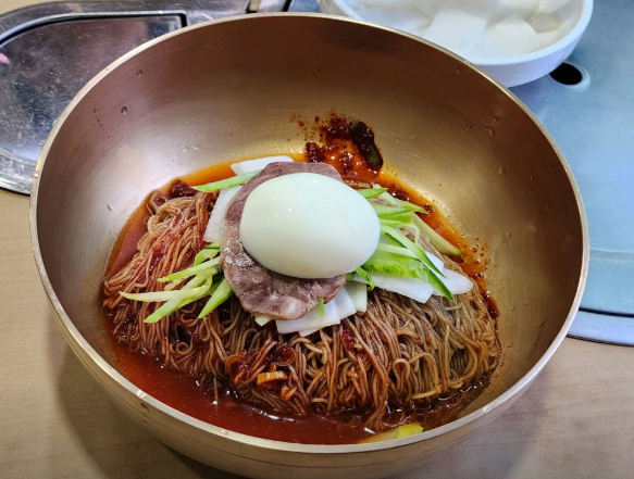 오늘N 함흥냉면 한우불고기 홍어회무침 김치수육무침 할매식당 70년전동 대전 중구 대들보함흥면옥