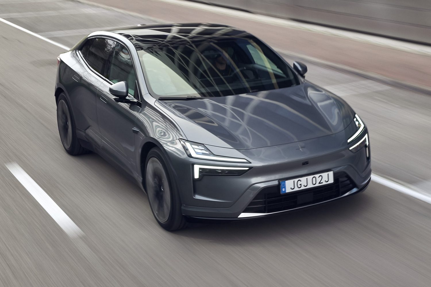 폴스타 폴스타 4