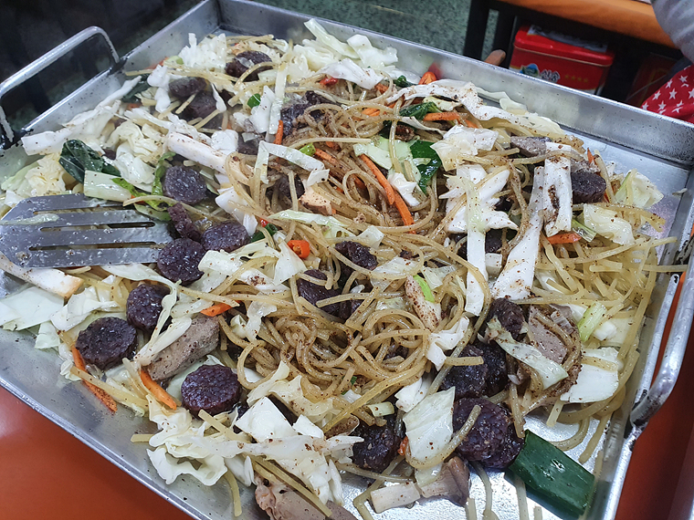 볶아지는-백순대