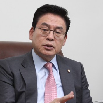 정우택 국회의원 프로필 나이 고향 학력 재산 지역구