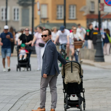 유모차 핸들 방식별 차이점 (일체형, 분리형, 높이조절형) 관련 사진