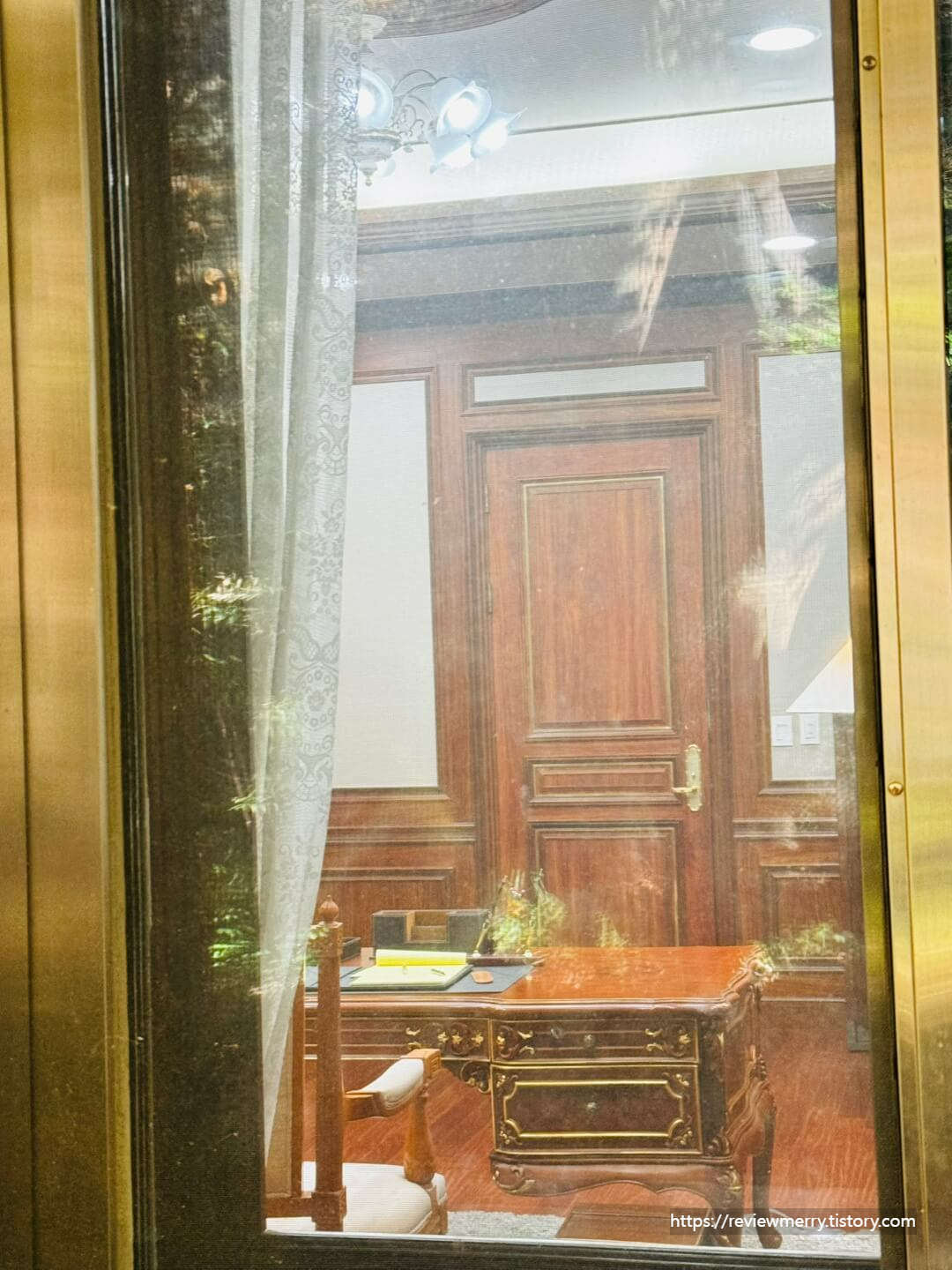 관저내부 집무실