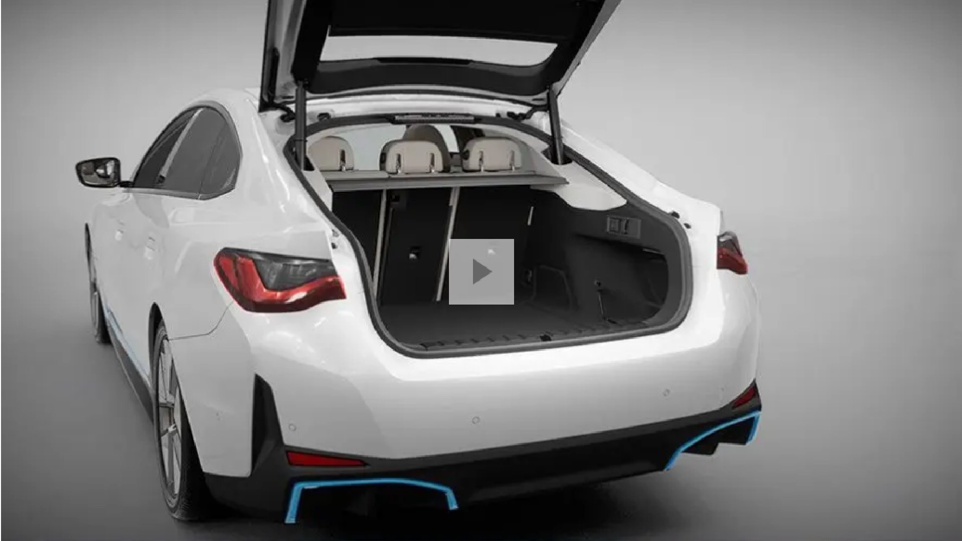 BMW I4의 특징