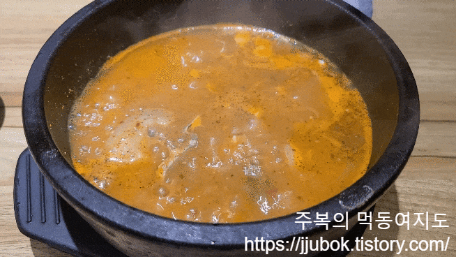 족이맛있는-사또족발-순대국