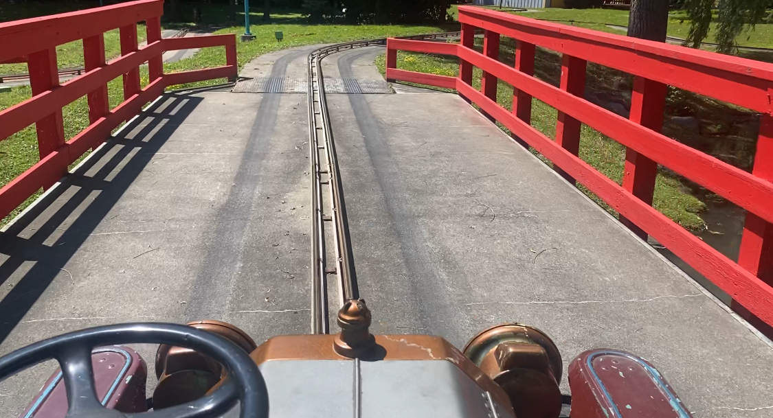 원더랜드 기차 놀이기구.