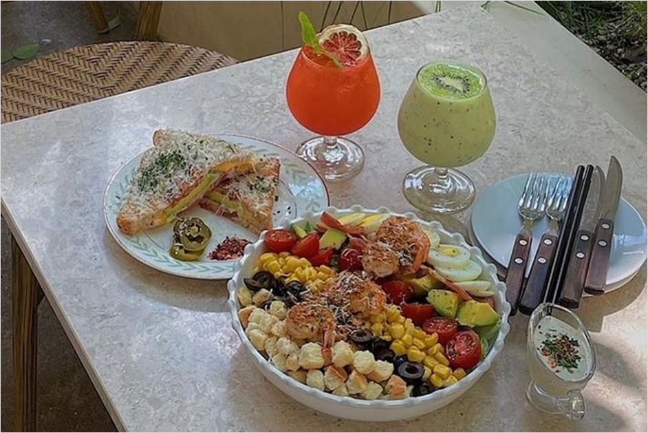 5. 분위기까지 챙긴다면, 코모도테이블