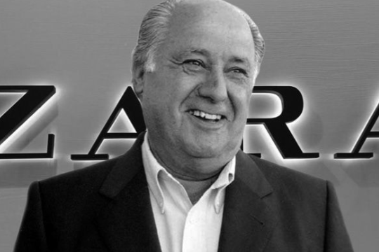 자라는 1975년 스페인 북부의 소도시 라코루냐(La Coru&ntilde;a)에서 아만시오 오르테가(Amancio Ortega)와 그의 당시 부인 로살리아 메라(Rosalia Mera)에 의해 처음 설립되었습니다.