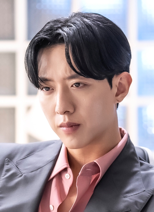 황찬성(이정신)