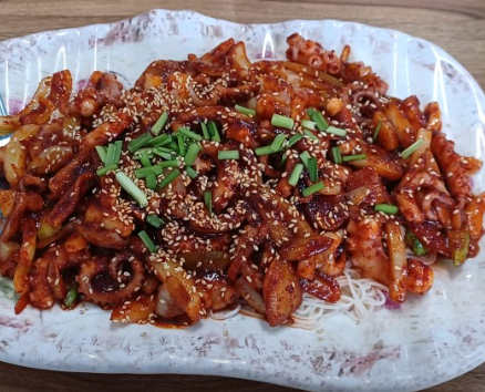 생방송투데이 낙지볶음 강원도 춘천 큰길낙지볶음